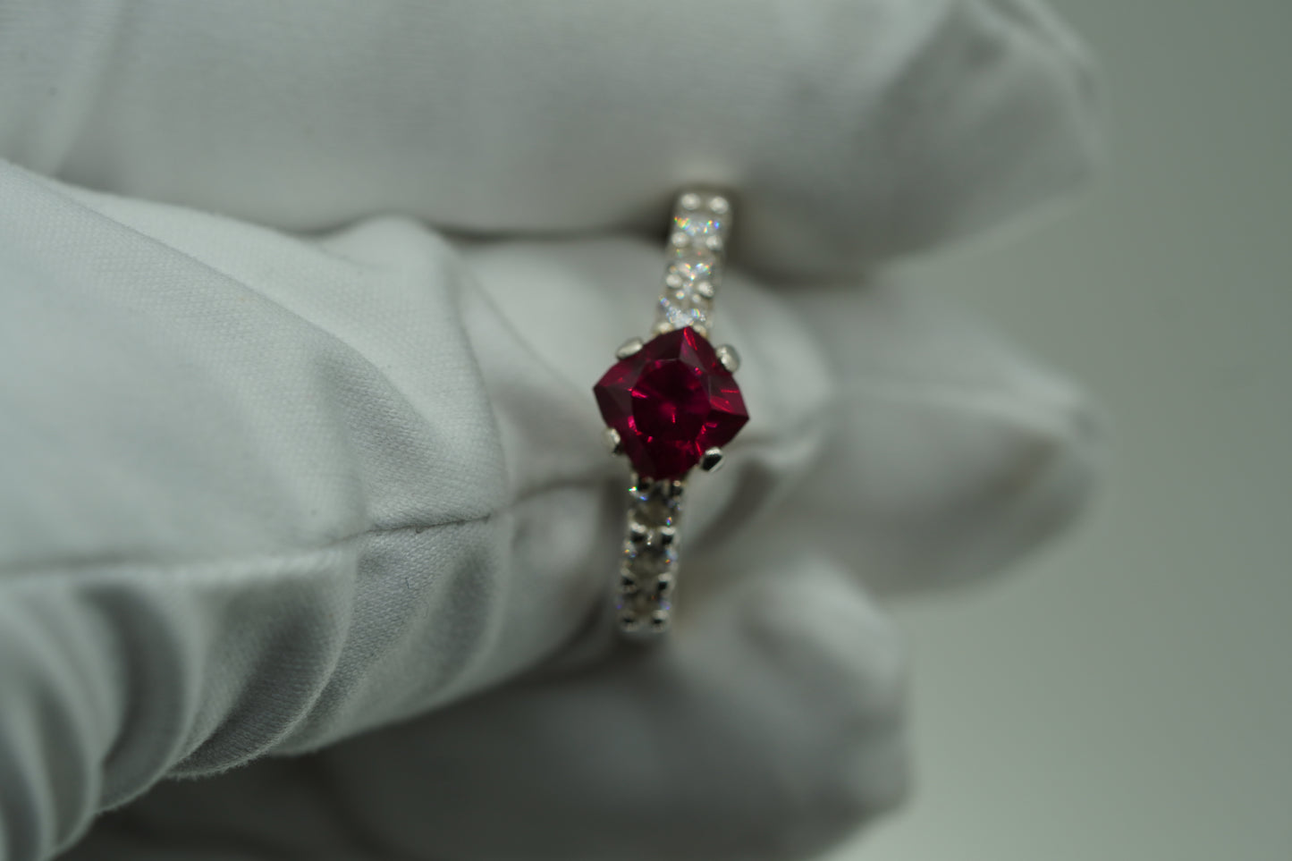 Ruby Ring 6mm